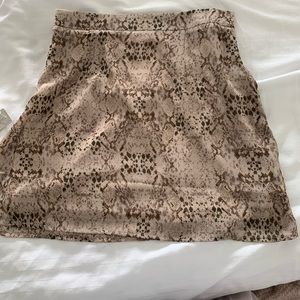 Lizard thicket skirt